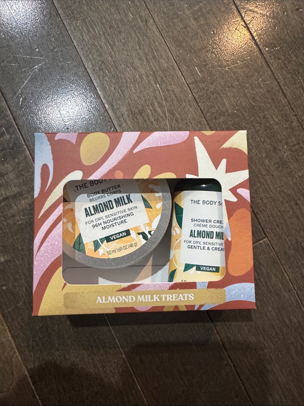 The Body Shop Almond Milk Treats Set